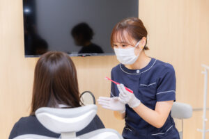 気になる歯の着色、どうやって除去する？